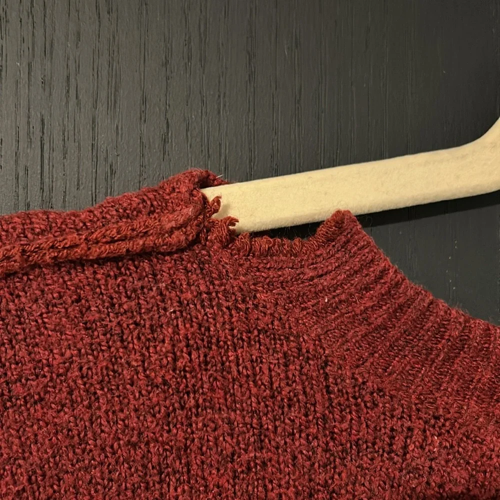 Maroon/purple sweater - 🥂 sale! - Picture 5 of 7